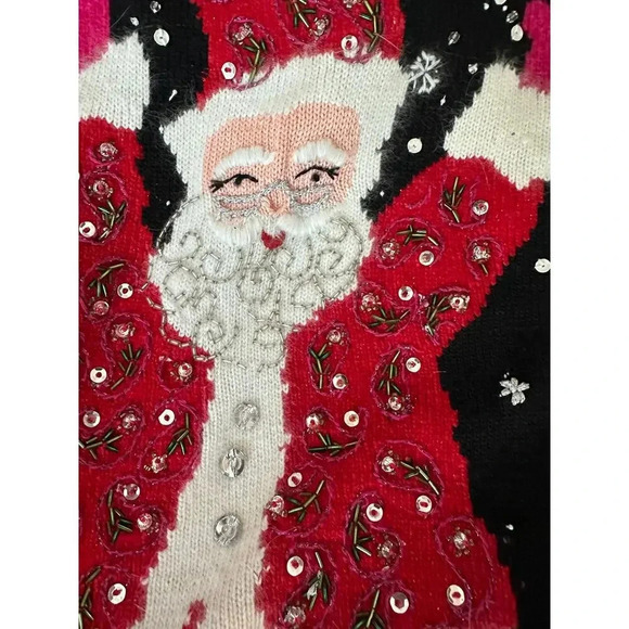 Susan Bristol Christmas Santa Embroidered Sweater Size Medium - Picture 8 of 9